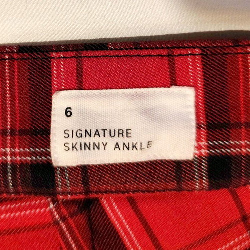 Gap pants like new, red and black checkered, size USA 6