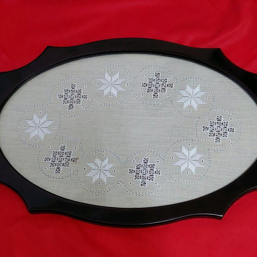 Oval serving tray with Lefkaritiko embroidery insert new 47x29 cm