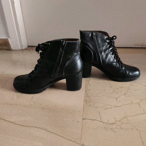 Leather ankle boots used, black, size 37 with zipper