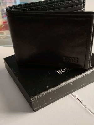 Πορτοφόλι Hugo Boss δερμάτινο καινούργιο, μαύρο