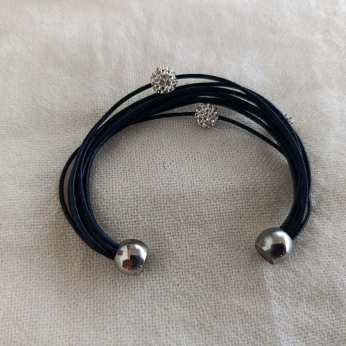 Leather bracelet blue with metal decorations and magnetic clasp new