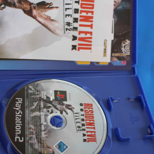 Resident Evil Outbreak File #2 PlayStation 2 like new, complete UK version