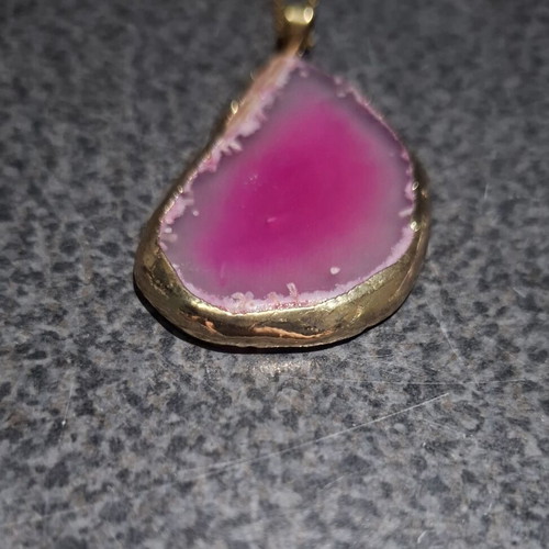 Handmade necklace with natural pink agate slice and gold chain, like new