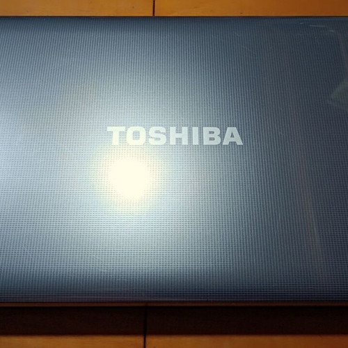 Toshiba Satellite C-855 laptop Intel Core i3 4GB RAM 500GB HDD Windows 10