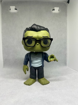 Funko Pop! Avengers Endgame Hulk with Taco like new