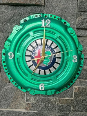 Handmade Alfa Romeo wall clock new, analog