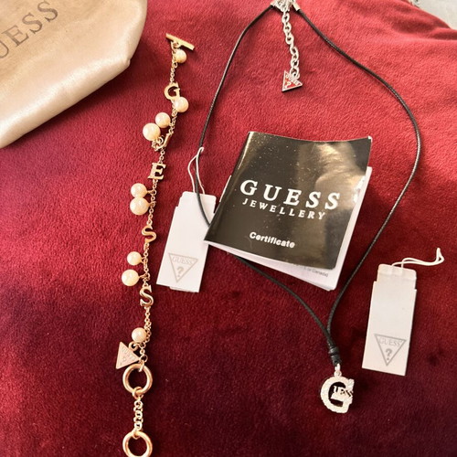 Guess jewelry set with logo necklace and pearl bracelet