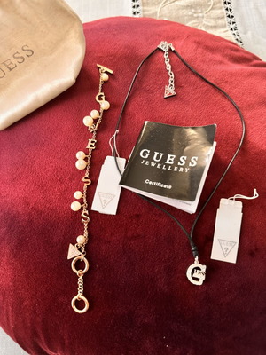 Guess jewelry set with logo necklace and pearl bracelet