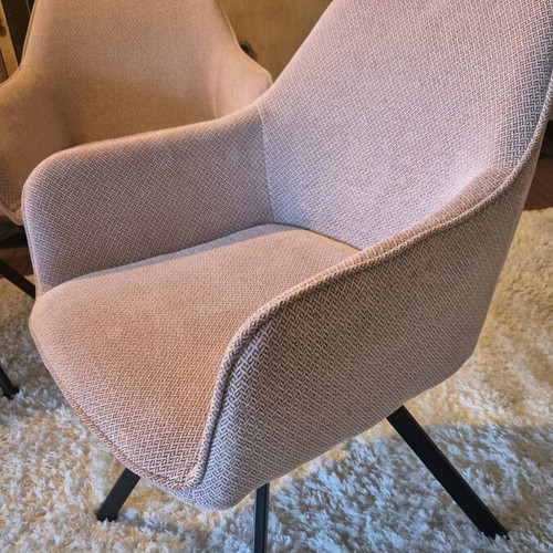 Dining chairs used, pack of 4, pink fabric