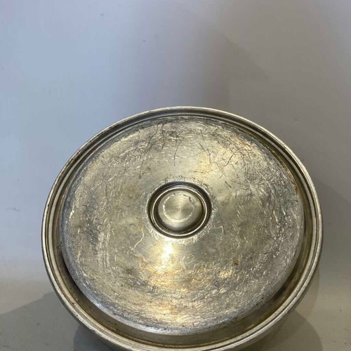 Vintage kettle old style used with minor wear 22x23