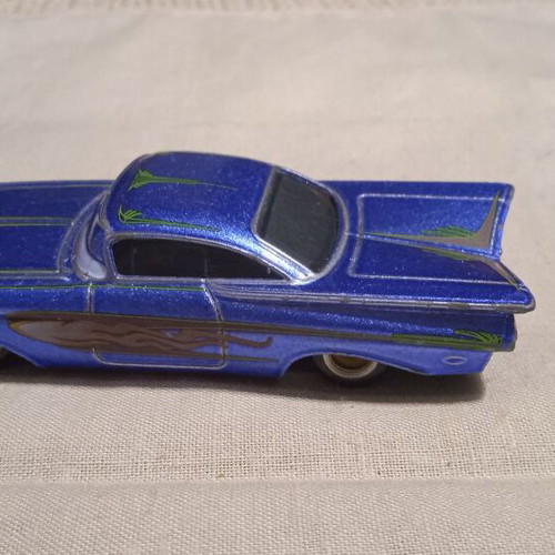 Cars toy car used, metal in excellent condition