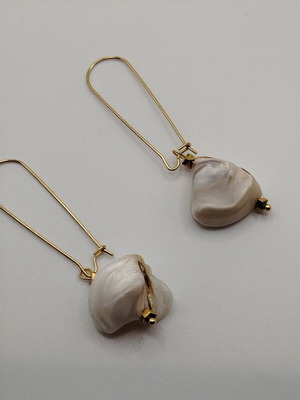 Handmade earrings with coral and stainless steel, new, beige and gold