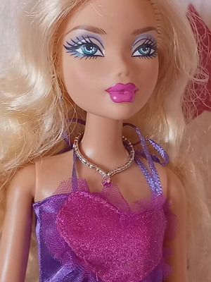 My Scene Kennedy Doll "River Loves Kennedy" used articulated Y2K icon