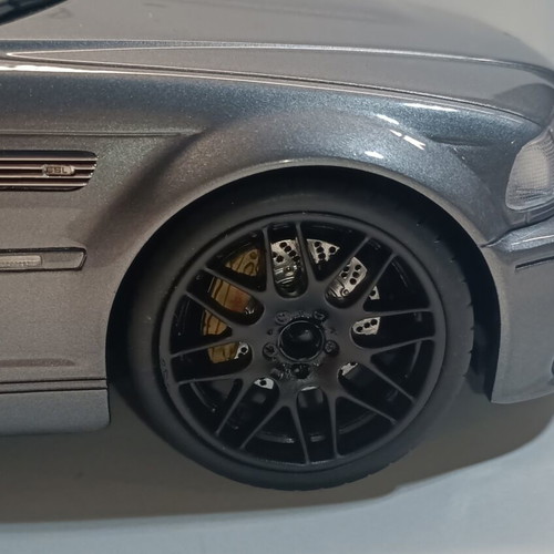 BMW M3 CSL E46 1/18 Ottomobile model car