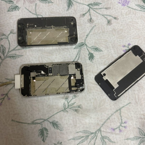 iPhone 4/4s parts used, no batteries included