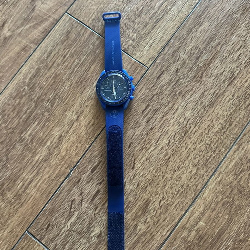Omega x Swatch MoonSwatch Mission to Neptune watch new, blue