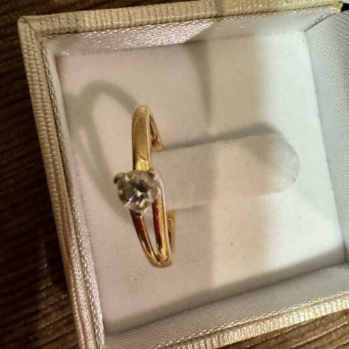 Diamond ring 0.30ct 14K gold size 54 like new