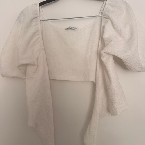 Crop top Zara καινούριο, μέγεθος M, άσπρο
