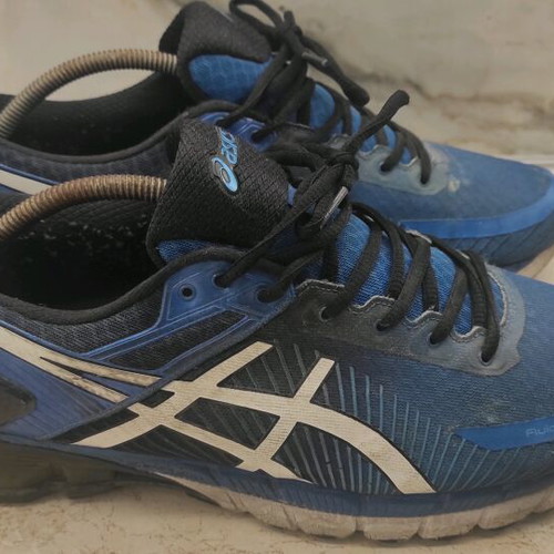 Asics Gel Kinsei 6 men's athletic shoe used, size 47, blue