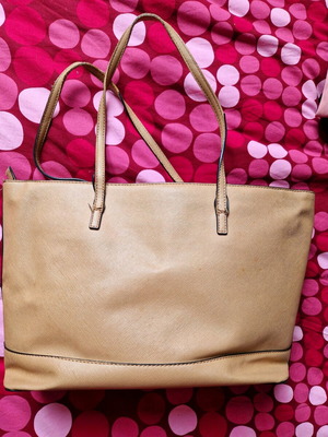 guess shoulder bag