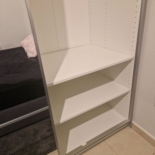 Wardrobe with sliding doors like new, 2 doors and 3 drawers