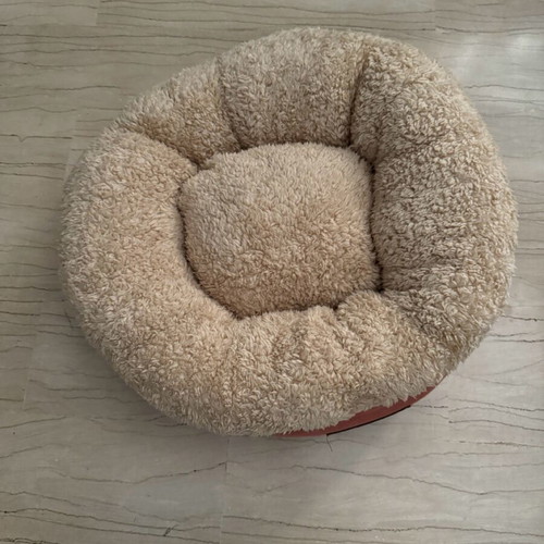 Scruffs dog and cat bed new, 45 cm diameter