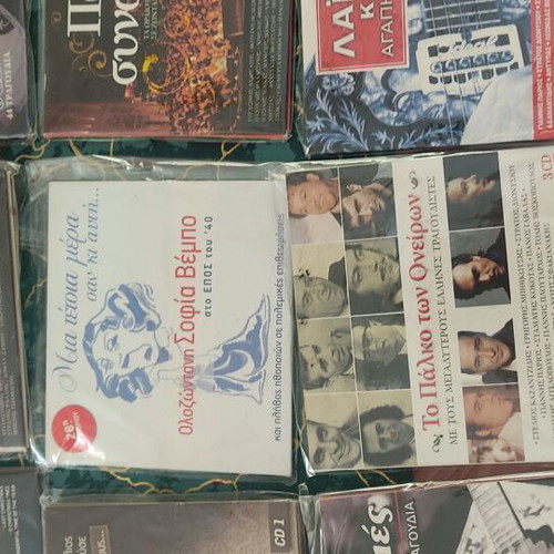 Music CDs used, pack of 31, 10 collections