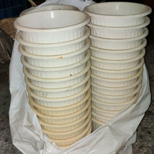 Plastic round white flowerpots used, pack of 51 with saucers