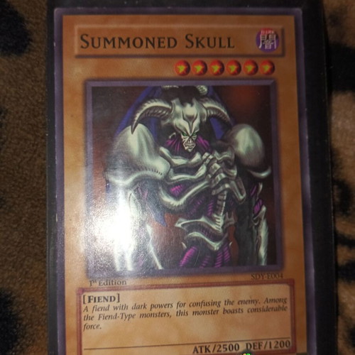 Yu-Gi-Oh Summoned Skull 1st Edition SDY μεταχειρισμένο από Starter Deck Yugi