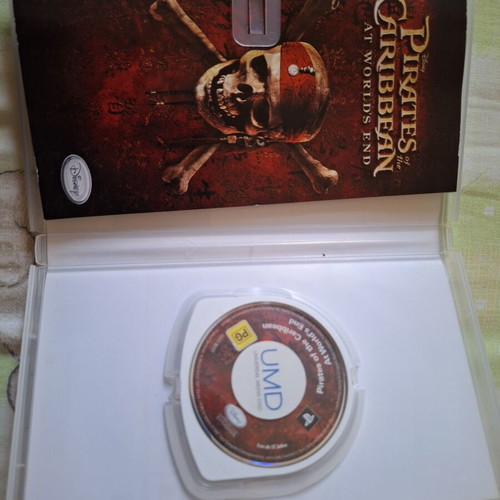 Pirates of the Caribbean at World's End PSP game used with disc and manual