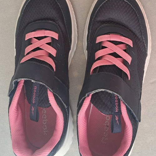 Reebok sport shoes used, size 32.5, blue with pink
