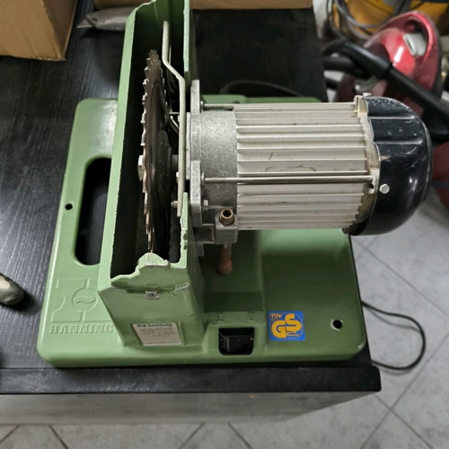 Hanning cutting machine like new for wood