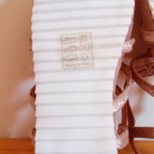 Exe flat sandals size 31, new, pink