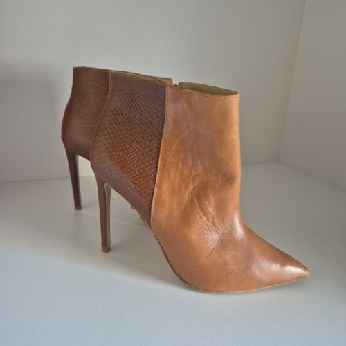 Buffalo ankle boots size 39 like new, brown leather, 10 cm heel