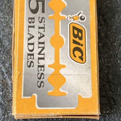 Bic razor blades pack of 5 new