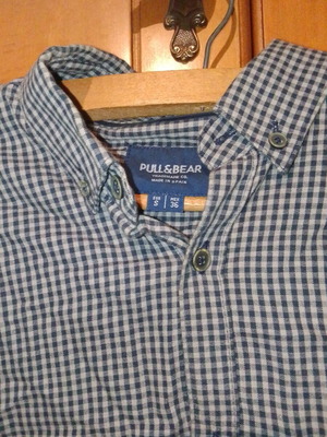 Pull & Bear men's dress shirts pack of 2, size small, summer fabric