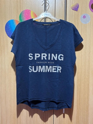 V-neck t-shirt used, blue, size S-M