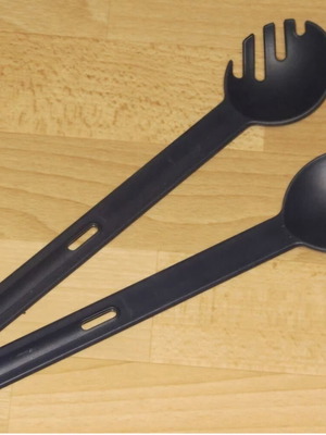 Tupperware kitchen spoon set new, ergonomic handle, heat resistant