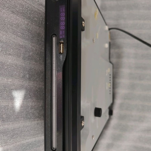 DVD player used in good condition