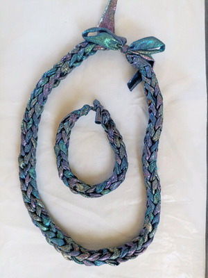 Handmade knitted necklace and scrunchie Mermaid set like new, multicolor