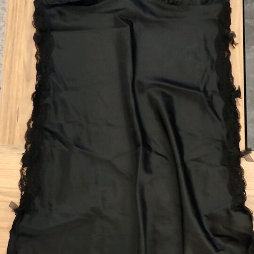 Nightgowns and camisoles Small-medium like new, sold together