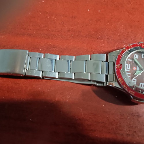 Swiss Army ανδρικό ρολόι κουαρζ καινούργιο με μεταλλικό μπρασελέ