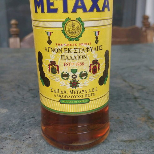 Vintage collection of 6 drinks from the 70s to 90s