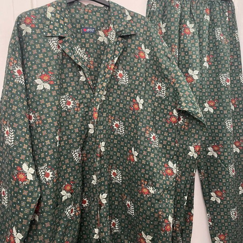 Eros women's pajama like new, green, cotton, breathable fabric