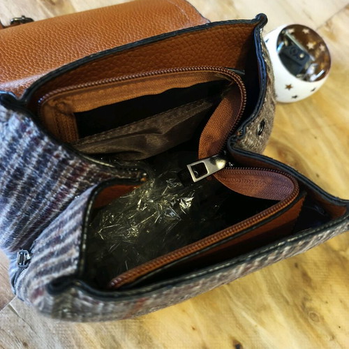 Women’s checked backpack bag with brown leatherette like new