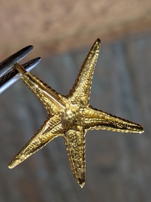 14K Gold Starfish Pendant