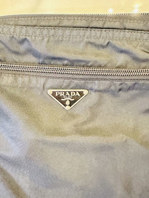 Prada χιαστί τσάντα, vintage μαύρο νάιλον