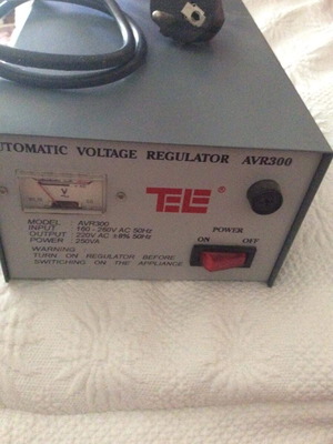 Tele Automatic Voltage Regulator AVR300 σε άριστη κατάσταση