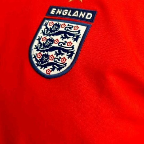 VINTAGE APPEARANCE ENGLAND 2006 No 10 OWEN AWAY RED