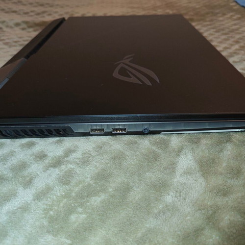 Asus ROG Strix SCAR G733ZW-LL104X laptop like new, i9-12900H, 32GB RAM, 1TB SSD, RTX 3070 Ti